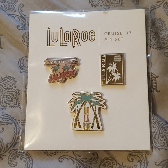 LuLaRoe Cruise '17 Pin Set NWT - Picture 1 of 5